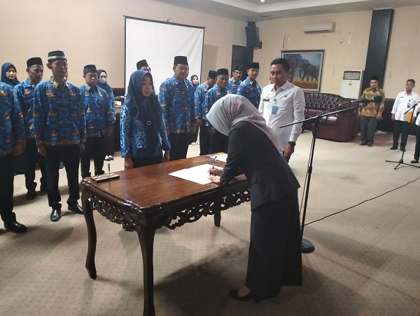 Pj.Bupati Tubaba Lantik 24 Pejabat Fungsional, BKPSDM : Bukan Rolling