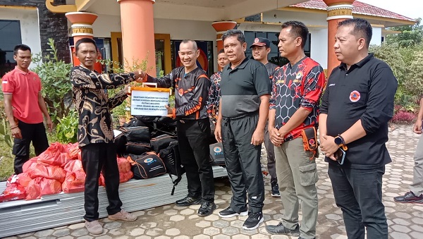 Bergerak Cepat Pemkab Mesuji Salurkan Bantuan Korban Puting Beliung Desa Sidang Muara Jaya