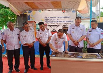 Ini Pesan Sulpakar Usai Resmikan Bangunan, Dan Teken Prasasti DAK TA 2022
