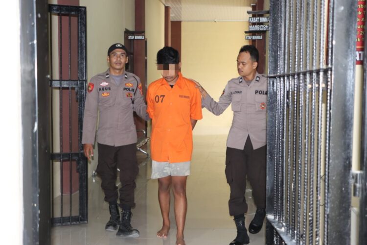 Sempat Buang Barang Bukti, Kurir Sabu Asal Pringsewu Diamankan Polisi
