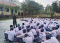 Bentuk Generasi Muda Yang Hebat, Babinsa Kodim 0421/Ls Berikan Materi Wasbang Kepada Siswa Siswi SMA