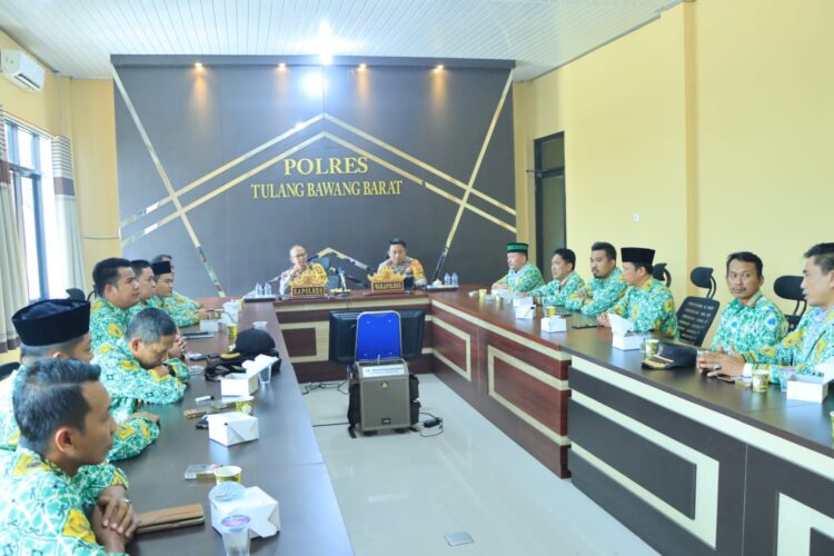 Ada apa.? Apdesi Tubaba Geruduk Mapolres