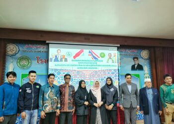 Disambut Kepala Dinas Pendidikan Krabi, Dua Mahasiswa UM Metro Magang di Eakkapap Sasanawich Islamic School