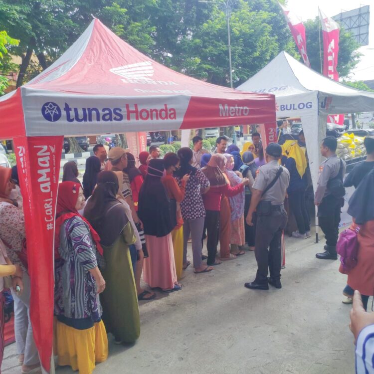 Disdag Metro Gelar Bazar Jumat, Harga Bahan Pokok Dijual Murah
