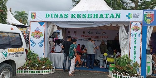Pengunjung Tanggamus Expo 2023 Banjiri Stand Dinas Kesehatan untuk Periksakan Kesehatan