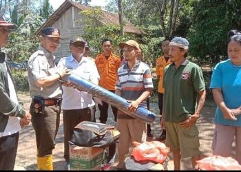 Gerak Cepat, Sulpakar Instruksikan BPBD Salurkan Bantuan Korban Banjir