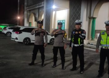 Berikan Kenyamanan Saat Sholat Tarawih, Polres Mesuji Lakukan Pengamanan Di Masjid