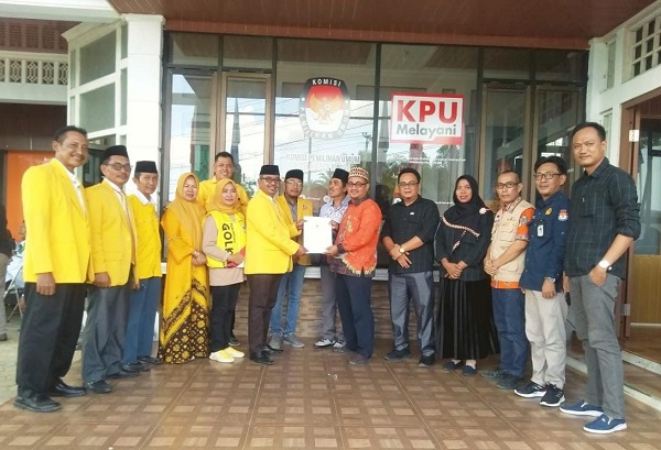 Target Menang, DPD Golkar Mesuji Daftarkan Bacaleg Potensial ke KPU