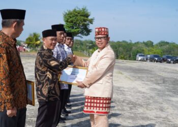 Sulpakar Jadi Inspektur Upacara Peringatan Hardiknas dan Hari Otda ke-27 Tahun 2023