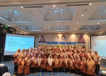 Tingkatkan Kemampuan Pengurus DWP Mesuji Gelar Pelatihan Table Manner Tahun 2023