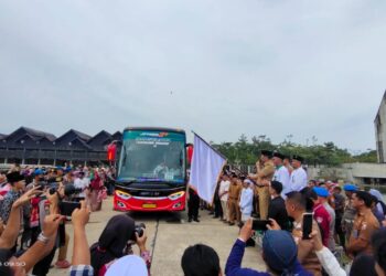 Pj.Bupati Tubaba Lepas Keberangkatan 132 JCH, ini Rinciannya
