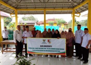 Baznas Tubaba Beri Bantuan Lansia dan Orang Sakit