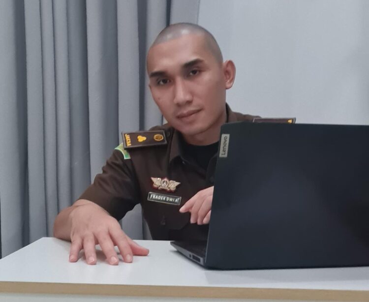 Tim Intelijen Kejari Pringsewu Melimpahkan Kasus Normalisasi Sungai Tambak Rejo ke Bidang Pidana khusus Kejari Pringsewu