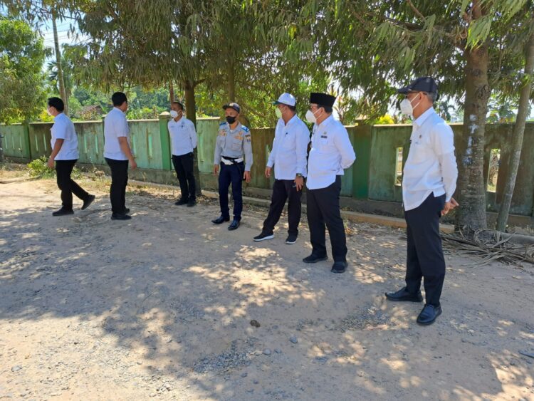 Walikota Metro Tinjau Perbaikan Jalan Provinsi