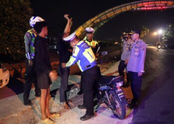Puluhan Polisi Diterjunkan Untuk Ciptakan Keamanan di Lokasi Rawan Tawuran dan Balap Liar Di Pringsewu