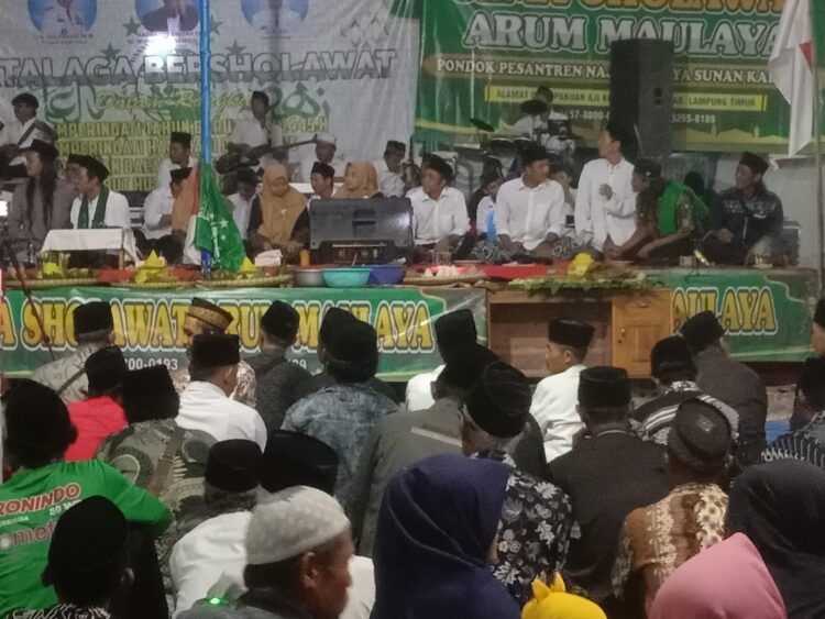 Peringati HUT ke 25, Pemdes Tirtalaga Gelar Shalawat Akbar