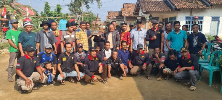 Ketua Komisi II DPRD Tubaba Adakan Lomba Kicau Perkutut