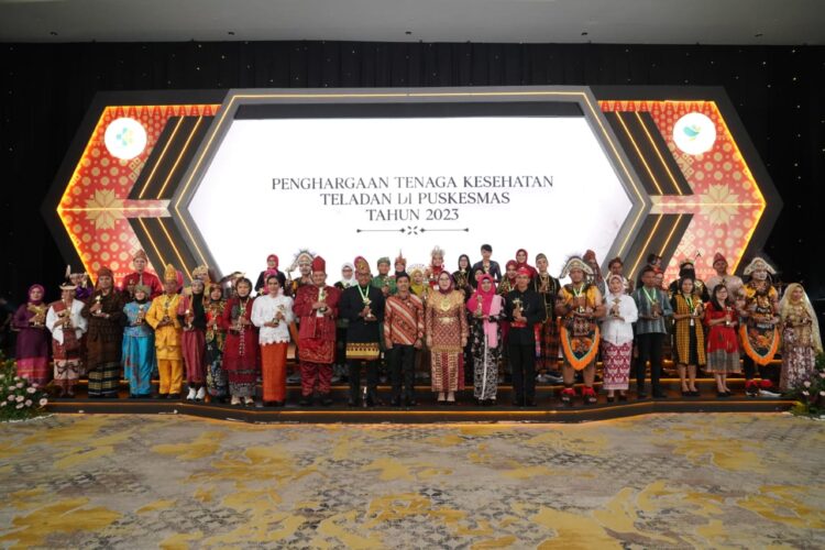 Selamat! Perawat Mesuji Dapat Penghargaan Dari Menkes RI