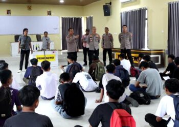 Puluhan Remaja Peserta Konvoi Bersenjata Tajam Yang Viral dan Meresahkan Masyarakat Di Pringsewu Diamankan Polisi