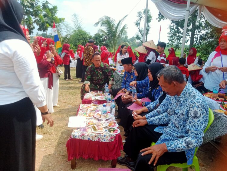 Lomba Kreasi Makanan Bahan Dasar Singkong Lingkungan V Kelurahan Pringsewu Utara