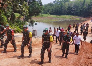 Tim Wasev Tinjau Lokasi TMMD Di Desa Bojong Barat Kotabumi