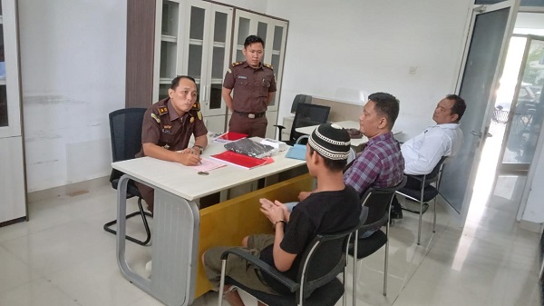 Berkas Perkara lengkap, Tersangka Pencuri HP di Limpahkan Polisi Ke JPU