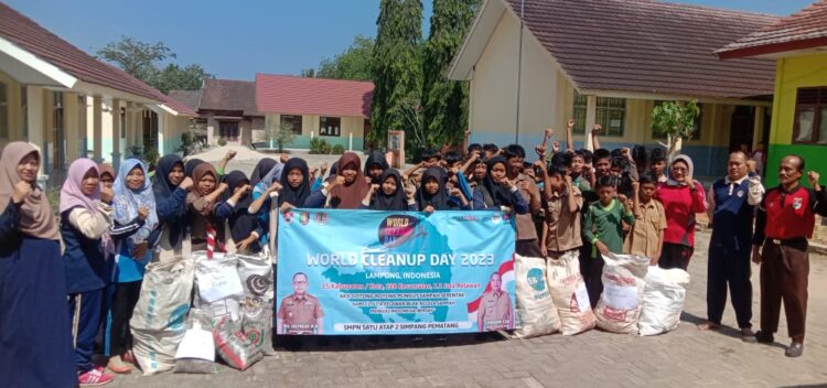 Pemkab Mesuji Gelar World Cleanup Day 2023, Gotong Royong Bersihkan Sampah Serentak