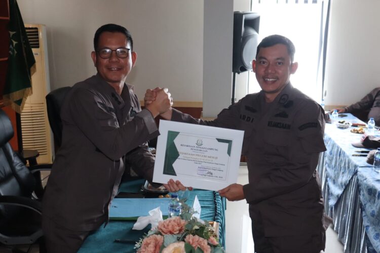 Kejari Mesuji Raih 4 Penghargaan Atas Laporan Kinerja Tahun 2023 Se-Kejati Lampung