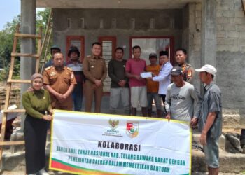 Bentuk Kepedulian, Baznas Tubaba Beri Bantuan Korban Kebakaran Rumah di Pagar Jaya