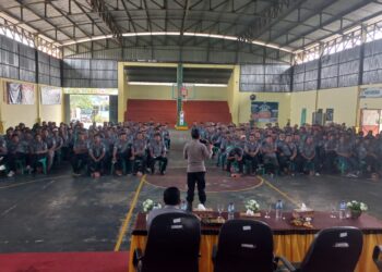 Polres Pringsewu Berikan Penyuluhan Keamanan Pemilu Kepada Ratusan Anggota Sat Linmas