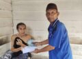 Gerak Cepat, Kepala Tiyuh Tirta Makmur Beri Bantuan ke Ismail Penderita Tumor Paru