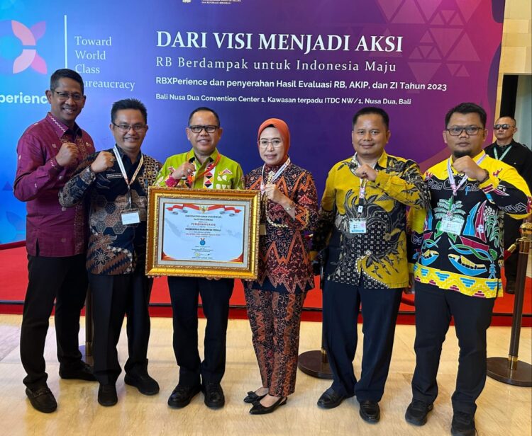 Ukir Sejarah 15 Tahun Berdiri, Akhirnya Mesuji Terima Penghargaan Bergengsi Tingkat Nasional di Bali
