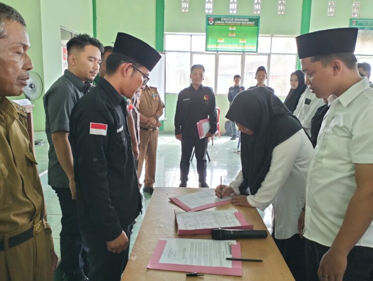 Panwaslu Kecamatan Mesuji Lantik 66 PTPS, Ini Tugasnya