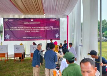 Edukasi Tambahan Kepada KPPS Dan Warga, KPU Tubaba Gelar Simulasi.