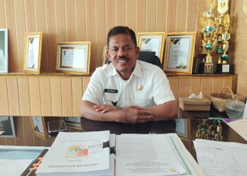 Percepat Entaskan Stunting, Disnakeswan Bagikan Bantuan 2000 Ekor Ayam