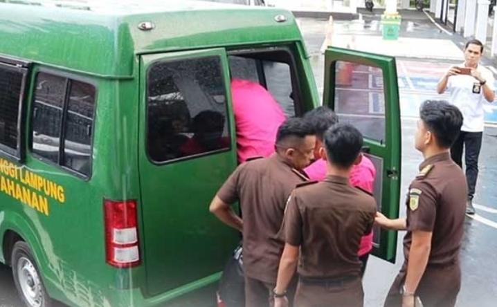 Kejati Terima Pelimpahan 4 Tersangka dan BB Dugaan Tipikor BOS 170 Sekolah Se-Tanggamus