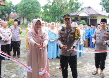Kapolres Lampung Utara Resmikan TPA Al- Muttaqim