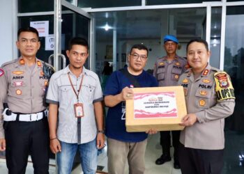 Kapolres Mesuji Rutin Mengecek Langsung Situasi Pleno dan Berikan Bantuan Kepada Petugas PPK