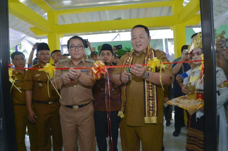 Gunernur Lampung Resmikan RSH Pertama di Lampung