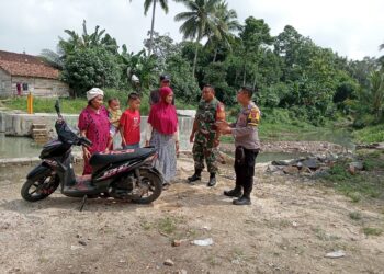 Marak Kasus Tenggelam, Polres Pringsewu Bergerak Aktif Melalui Bhabinkamtibmas untuk Kampanye Pencegahan di Desa Binaan