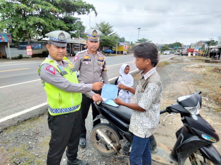 Satlantas Polres Mesuji Tindak Pengendara Yang Gunakan Knalpot Racing