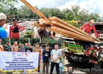 Prihatin Korban Kebakaran, Muhammadiyah Tubaba Berikan Bantuan