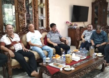 Gelar Pertemuan Lintas Partai, Hamartoni Ahadis Mendapat Sinyal Pantas  Maju Pilkada Lampura 2024