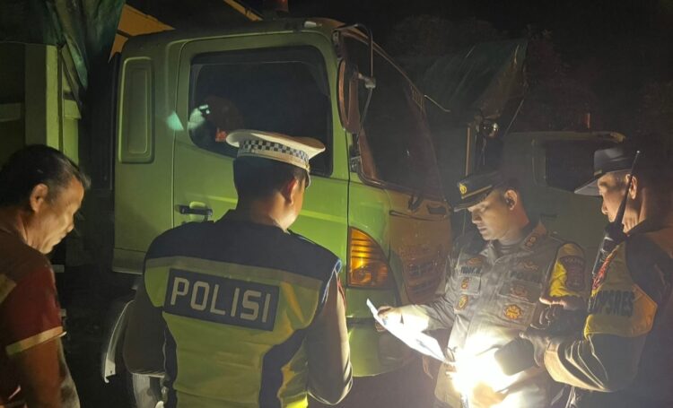 Polres Lampung Utara Razia Truk Batubara