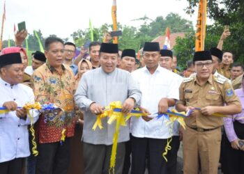 Walikota Metro Dampingi Gubernur Lampung Resmikan Jembatan Penghubung Metro-Lamtim