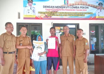 136 KPM Pekon Bulurejo Terima Bantuan Beras