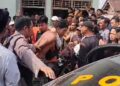Curi Alat Pres Genteng, Dua Warga Tanggamus Nyaris Babak Belur di Amuk Masa