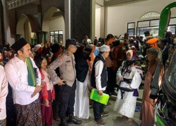 135 Jemaah Calon Haji Asal Mesuji Berangkat ke Tanah Suci, Polres Siaga Lakukan Pengamanan