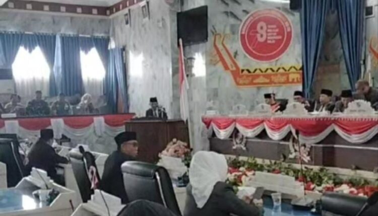 DPRD Gelar Paripurna Istimewa Pergantian Wakil Ketua DPRD Lampura