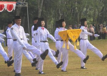 Kenang Pengorbanan Pahlawan SMP Karya Bhakti Dan Tiyuh Pandemas Gelar Upacara
